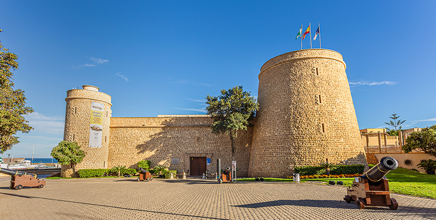Castillo de Santa Ana - Roquetas de Mar - Roquebus